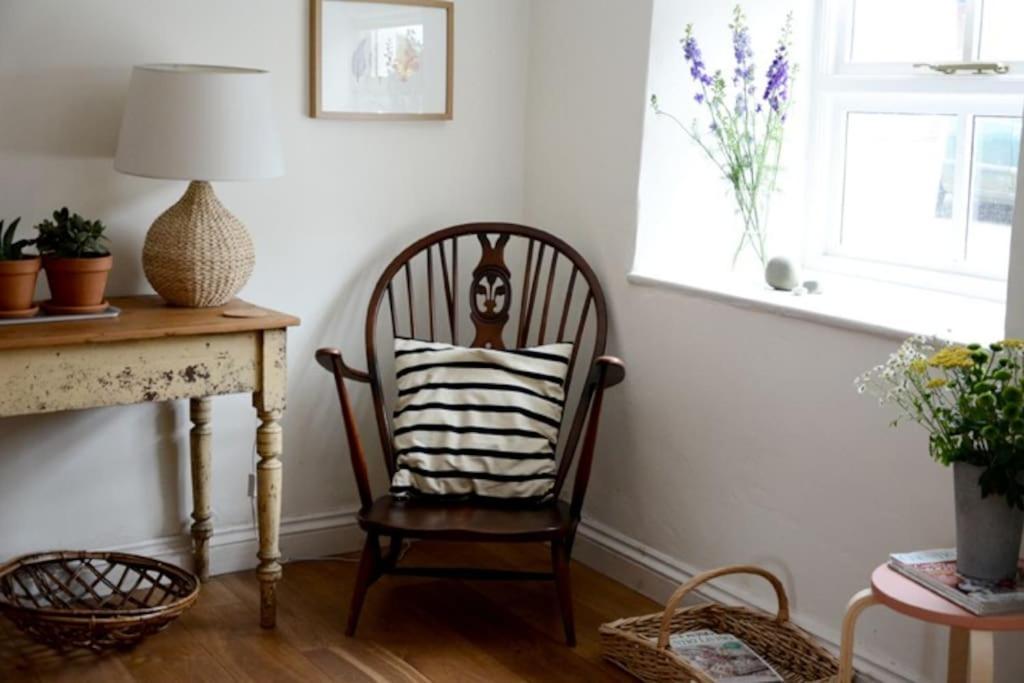 Spring Cottage,Gorgeous And Hi-Spec Kilkhampton 外观 照片